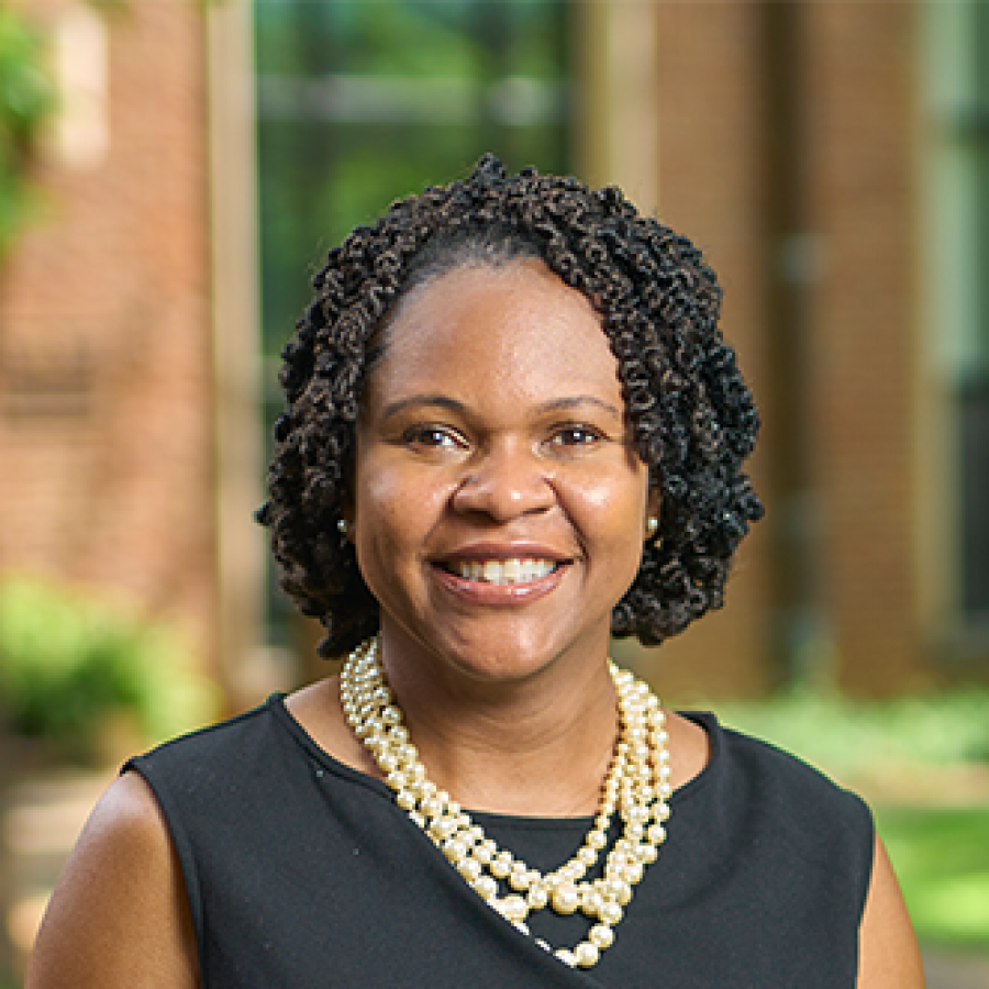 Dean Yolanda Pierce