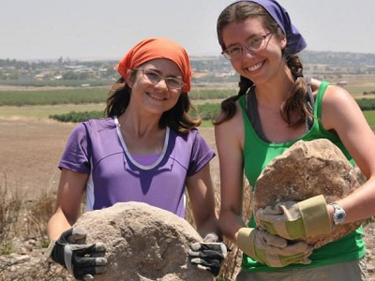 Archeological Dig Expedition at VDS